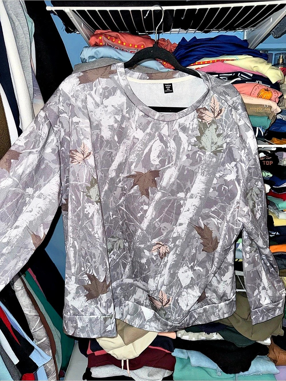 SHEIN Camo Crewneck Sweatshirt in Gray & Green